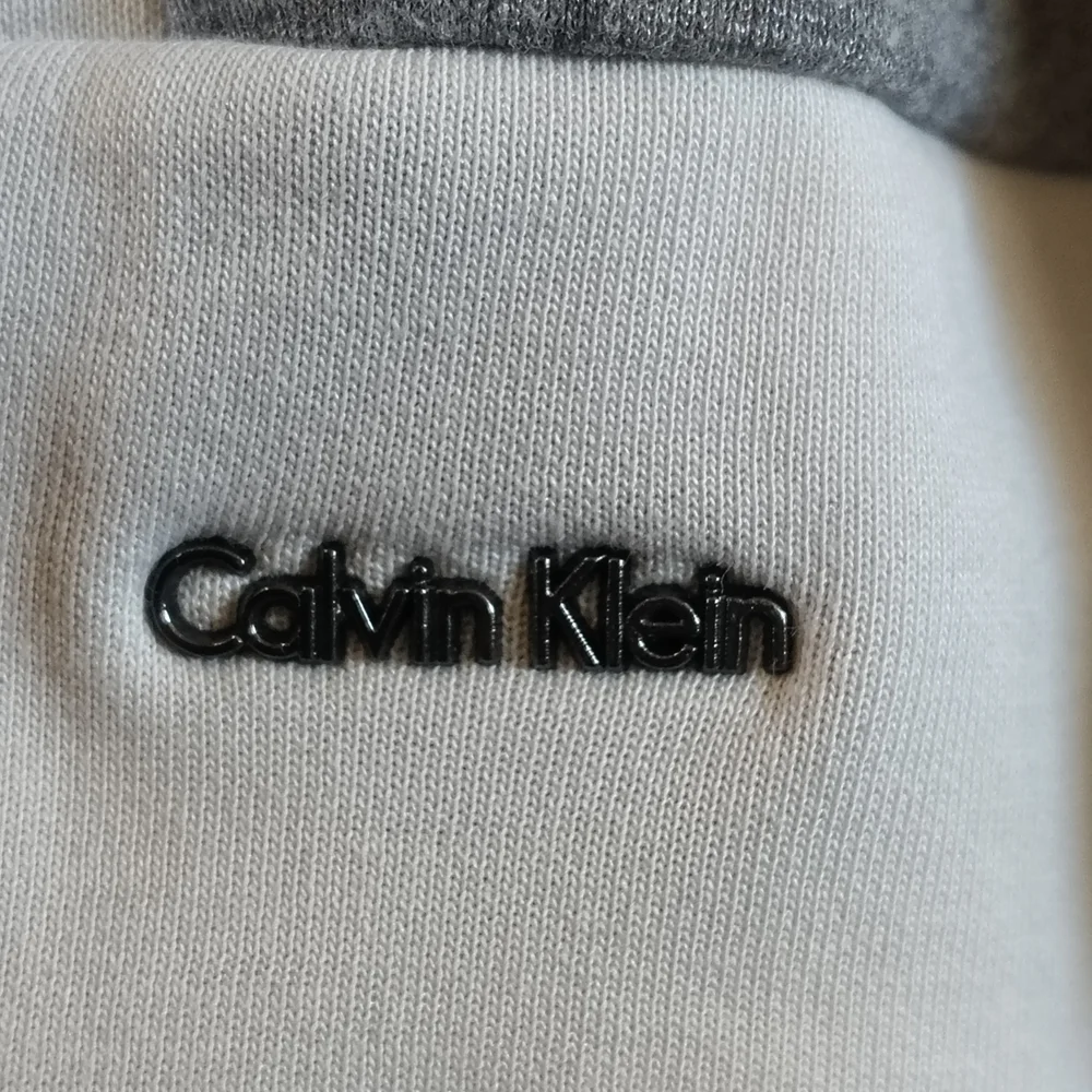 Calvin Klein calvin klein